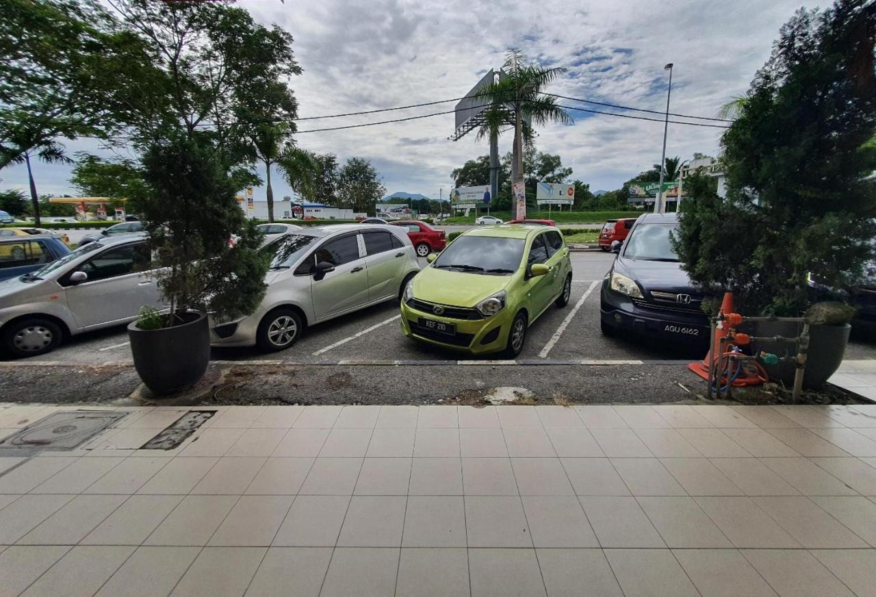Highway Budget Hotel Ipoh Bagian luar foto