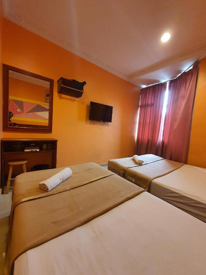 Highway Budget Hotel Ipoh Bagian luar foto